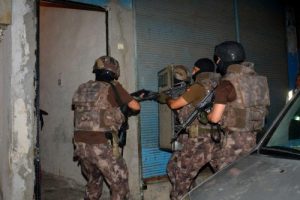 Hava destekli DEAŞ operasyonu: 14 gözaltı