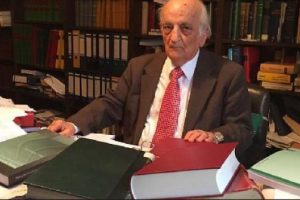 Prof.Dr. Fuat Sezgin hayatını kaybetti