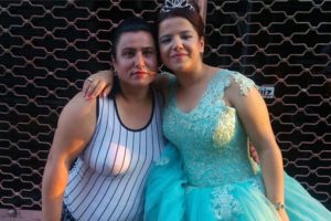 'Komşuya çay içmeye gidiyorum' diyen genç kız kayıp