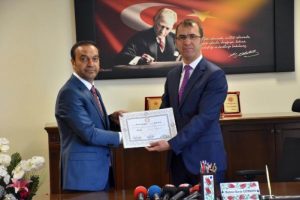 MHP milletvekili Özyürek, mazbatasını aldı