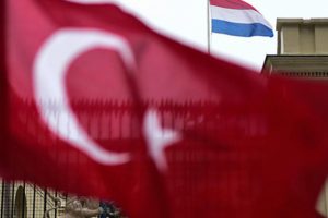 Hollanda hükümet partisi: NATO üyesi Türkiye'ye saldırı halinde destek verilmesin