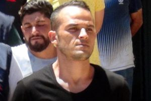 Pişkin savunma! 'Yemeyenin malını yerler'