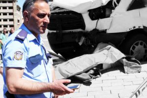Polis telefona cevap veremedi