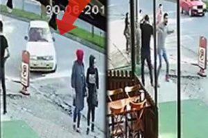 Otomobil kaldırımdaki 2 kadına çarptı!