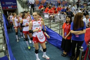A Milli Kadın Voleybol Takımı'ndan gümüş madalya