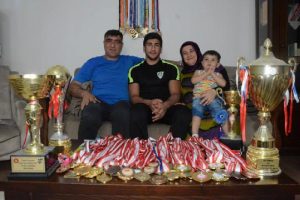 Yürüyemez dediler, şampiyon oldu