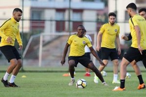 Osmanlıspor'un Bolu kampı başladı