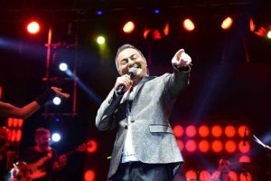 Serdar Ortaç Finike'ye unutulmaz anlar yaşattı