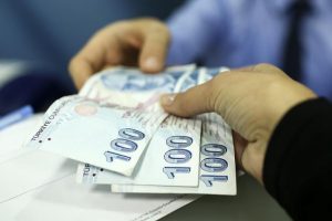 İşçi arabulucuda 8 bin istedi, işveren 11 bin verdi