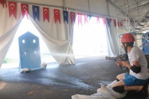 İtfaiyeci adaylarından renkli görüntülere sahne oldu