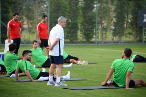Atiker Konyaspor topbaşı yaptı
