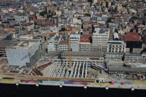 İstanbul Modern yıkıldı