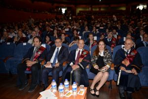 Bursa'da Uludağ Üniversitesi Tıp Fakültesi'nde kepler diploma için fırlatıldı