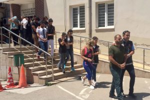Bursa'da zehir çetesine büyük vurgun: 33 gözaltı