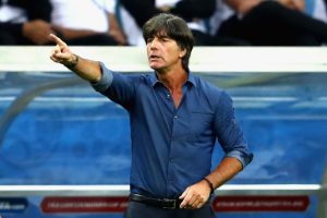Almanya'dan Löw kararı