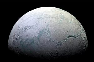 Enceladus'ta yaşam için gereken koşullara dair kanıtlar bulundu