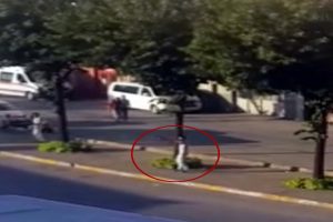 Eski kız arkadaşına kurşun yağdırdı