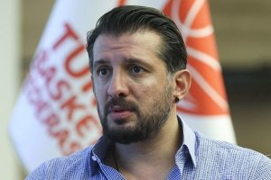 Devler pırıldıyor