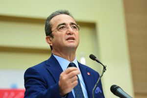 CHP'li Tezcan: ''Gündemimizde kurultay yok''