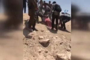 İsrail askerlerinden Filistinli kadına sert müdahale