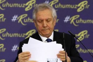 Aziz Yıldırım dert yandı!