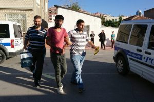 Çeşitli suçlardan aranan 61 kişi yakalandı