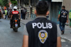 Aranan şahıslara yönelik operasyon