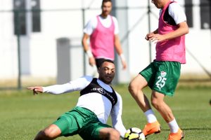 Titi kampa katıldı