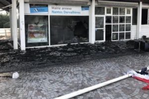 Fransa'da gergin gece: 11 gözaltı
