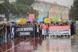 Ordu'da 'çocuk istismarına hayır' yürüyüşü