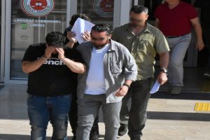 PKK sempatizanı 2 İngiliz tutuklandı