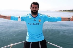 Volkan takımda kalmak için bunu da yaptı!
