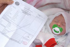 Bebek bekleyen ailelere iyi haber! Kimlikler artık...