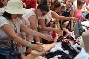 Turistler Yunan adalarına değil, Ayvalık'a akın ediyor