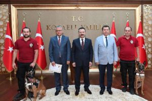 Validen köpeklerle başarı belgesi