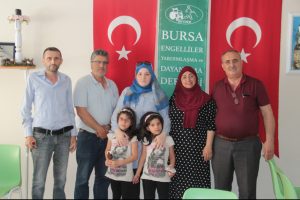Bursa'da engelliler derneğinde imkan var, gelen yok