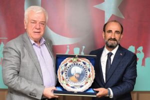 Bursaspor yönetiminden Başkan Edebali'ye ziyaret