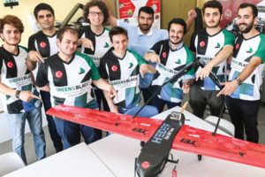 İTÜ ekibi 'uçan at'la Cambridge'i geçti