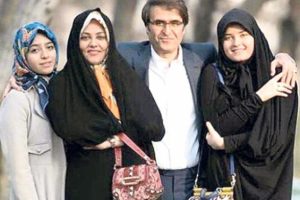 Humeyni'nin torunu İran'ı karıştırdı