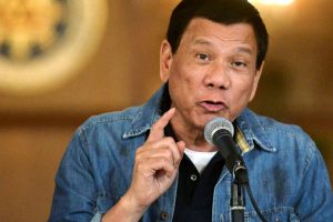 Duterte: Tanrı'nın varlığını kanıtlayan biri çıkarsa, istifa edeceğim
