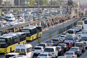 İstanbul'da bu yollar trafiğe kapatılacak