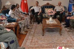 Hulusi Akar, İncirlik Üssü'nü denetledi