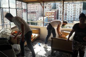 Bir yanda düğün, bir yanda operasyon