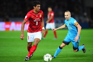 Paulinho Çin'e döndü
