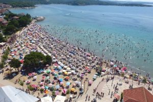 129 kişi boğulmaktan kurtarıldı