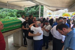 Bursa'da ünlü tatlıcı son yolculuğuna uğurlandı