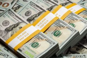 Dolar 1 ayın en düşük seviyesini gördü