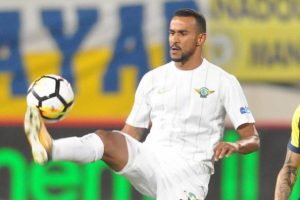 Akhisarspor, Serginho ile yeniden anlaştı