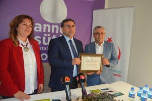 Bursa'da su şişelerinde ''anne sütü'' uyarısı