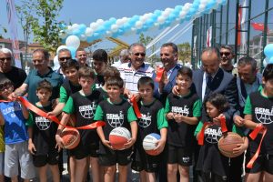 Bursa'da Necmettin Rama Spor Tesisi açıldı